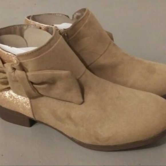 Nine West Shoes - Nine West Girls Boots in Size 3